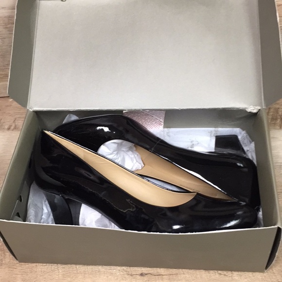 New 8N Trotters Penelope Black Patent Leather Heels 8 Narrow - Picture 3 of 14